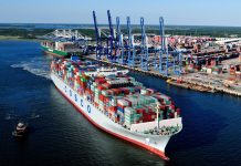 ‘Ví vơi lại hoặc cổ dài ra’: Các nhà bán lẻ phải lựa chọn khi đối mặt với khó khăn từ vận tải biển