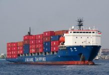 Tuyến vận chuyển xuyên Thái Bình Dương thêm nhộn nhịp