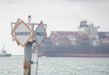 Cẩn thận ‘tác dụng phụ’ khi dùng ‘liều thuốc’ kiềm chế hãng tàu