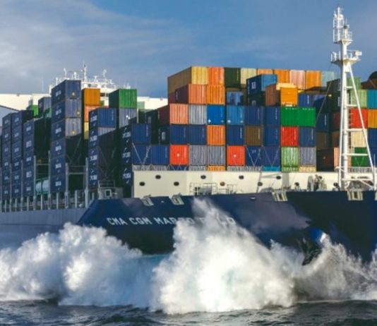 Các hãng tàu phản ứng thế nào trước động thái ngưng tăng cước của CMA CGM?