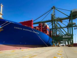 COSCO triển khai tàu megamax đầu tiên chạy chuyên tuyến xuyên Thái Bình Dương