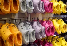 Thương hiệu danh tiếng Crocs đã vượt qua khó khăn trong chuỗi cung ứng bằng cách nào?