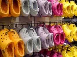 Thương hiệu danh tiếng Crocs đã vượt qua khó khăn trong chuỗi cung ứng bằng cách nào?