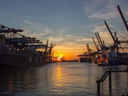 Một thế hệ tàu container mới chuẩn bị chào sân