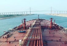 Phí qua kênh đào Suez sẽ tăng từ tháng 3/2022