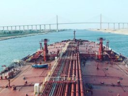 Phí qua kênh đào Suez sẽ tăng từ tháng 3/2022