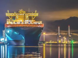 Rút lui khỏi Nga, lợi nhuận của Maersk giảm hơn 700 triệu USD