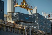 Hãng tàu thông đồng dàn xếp giá cước? Chủ hàng nói có, cơ quan quản lý nói không