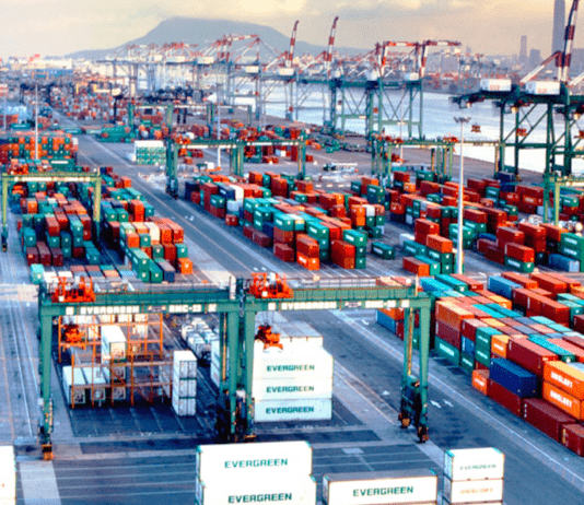 Từ ngày 01/12, Bộ Công Thương là cơ quan quản lý Nhà nước đối với ngành logistics bộ công thương trở thành cơ quan quản lý nhà nước ngành logistics