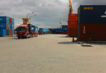 Doanh nghiệp vận tải phản ánh vì hàng hóa quá cảnh bị hải quan kiểm tra, phát sinh chi phí hàng hoá quá cảnh bị hải quan kiểm tra, phát sinh chi phí