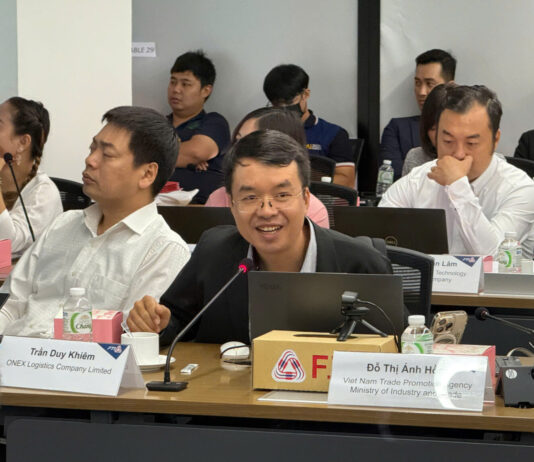 Có nên bắt sinh viên nộp báo cáo tài chính của doanh nghiệp thực tập/làm luận văn?